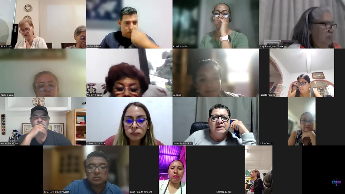 Vista de participantes conectados en una clase en vivo de ÉPICO